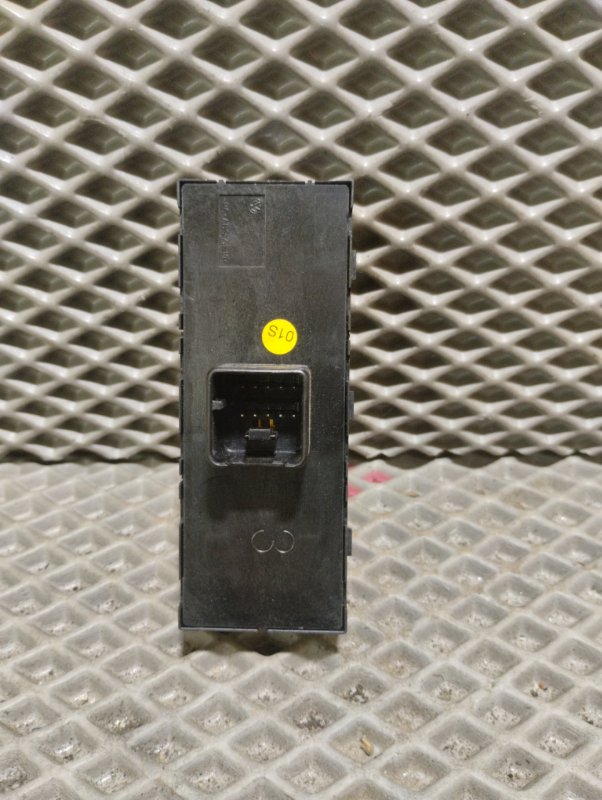 Кнопка стеклоподъемника, 4000 рублей, Ховрино