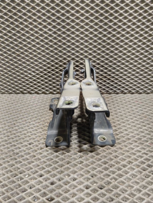 Петля капота, 8000 рублей, Ховрино