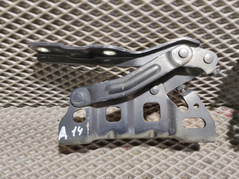 Петля капота, 8000 рублей, Ховрино