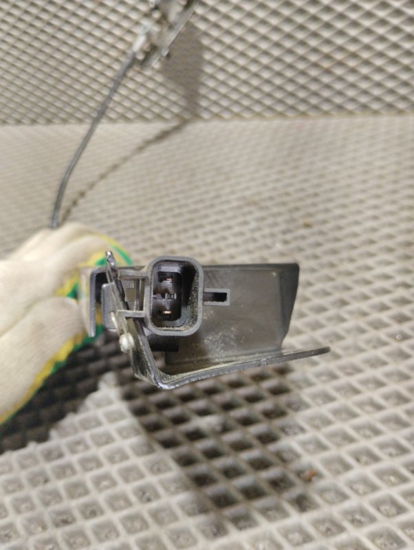 Замок капота, 2000 рублей, Ховрино