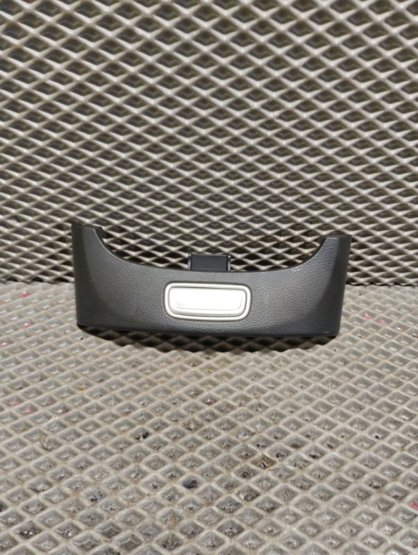 Накладка в салоне, 2000 рублей, Ховрино