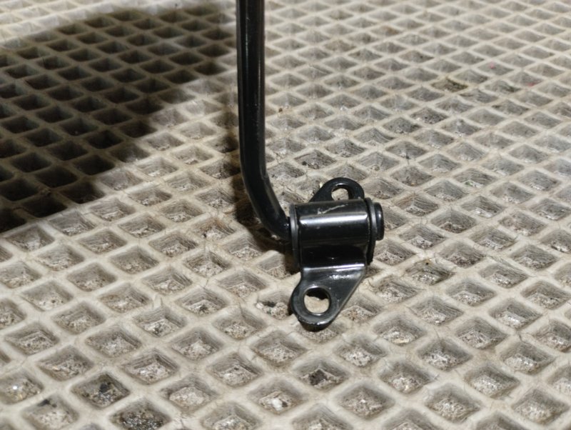 Упор капота, 2000 рублей, Ховрино