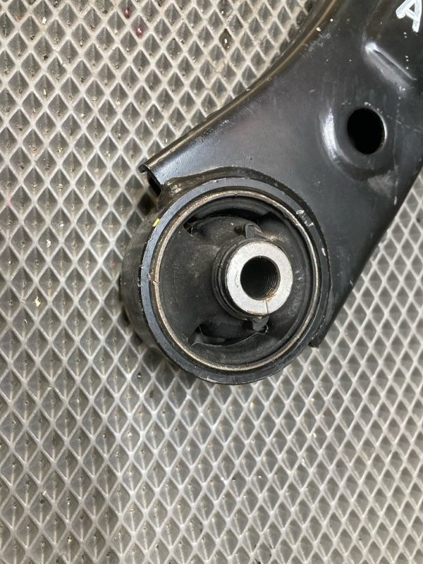 Рычаг подвески нижний, 12000 рублей, Ховрино