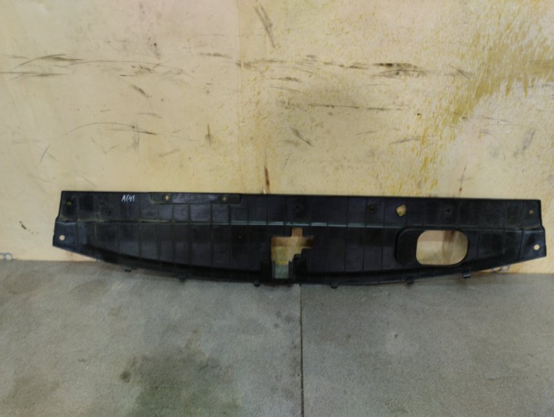 Накладка замка капота, 7000 рублей, Ховрино