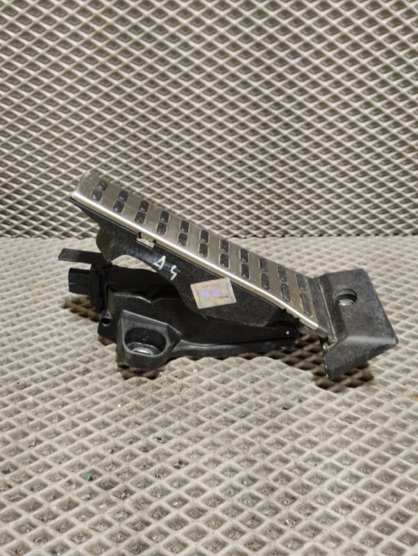 Педаль газа, 4000 рублей, Ховрино