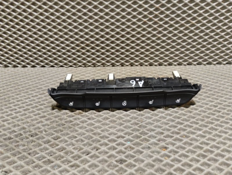 Кнопка обогрева сидений, 4500 рублей, Ховрино