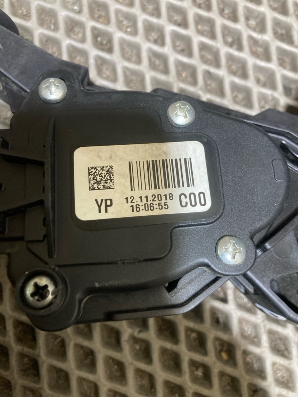 Педаль газа, 3000 рублей, Ховрино