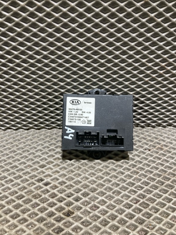 Блок управления крышкой багажника, 15000 рублей, Ховрино