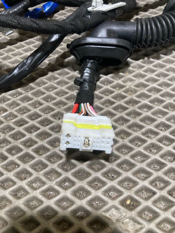 Проводка крышки багажника, 15000 рублей, Ховрино