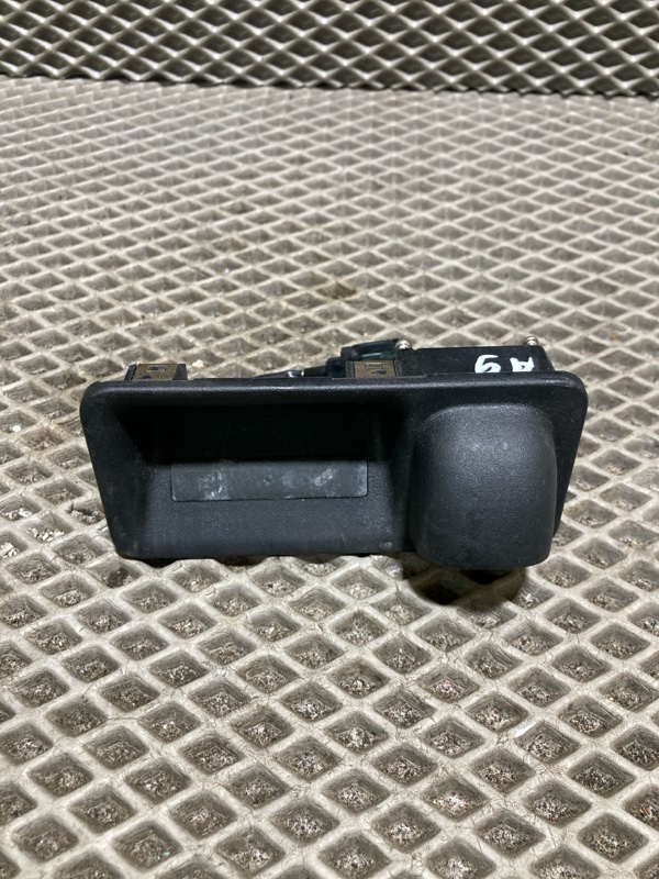 Ручка двери багажника, 3500 рублей, Ховрино