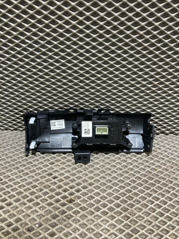 Кнопка антипробуксовочной системы, 3000 рублей, Ховрино