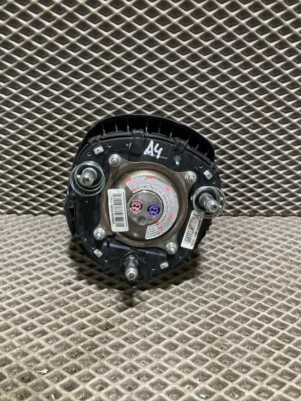 Подушка безопасности в руль, 5000 рублей, Ховрино