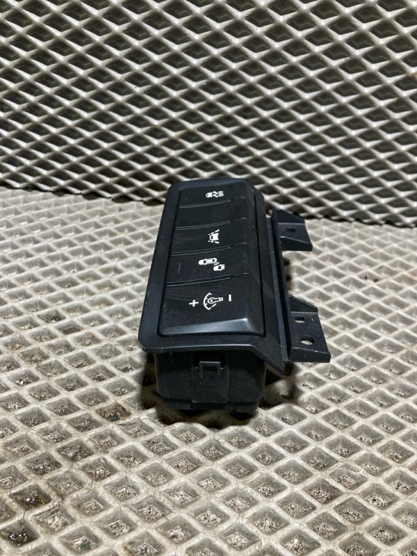 Кнопка, 5000 рублей, Ховрино