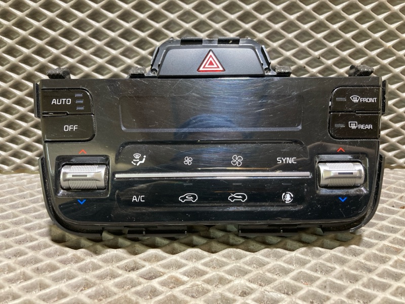 Блок управления климат-контролем, 15000 рублей, Ховрино