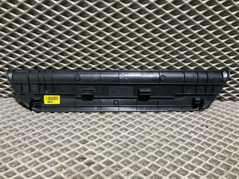 Накладка в салоне, 800 рублей, Ховрино