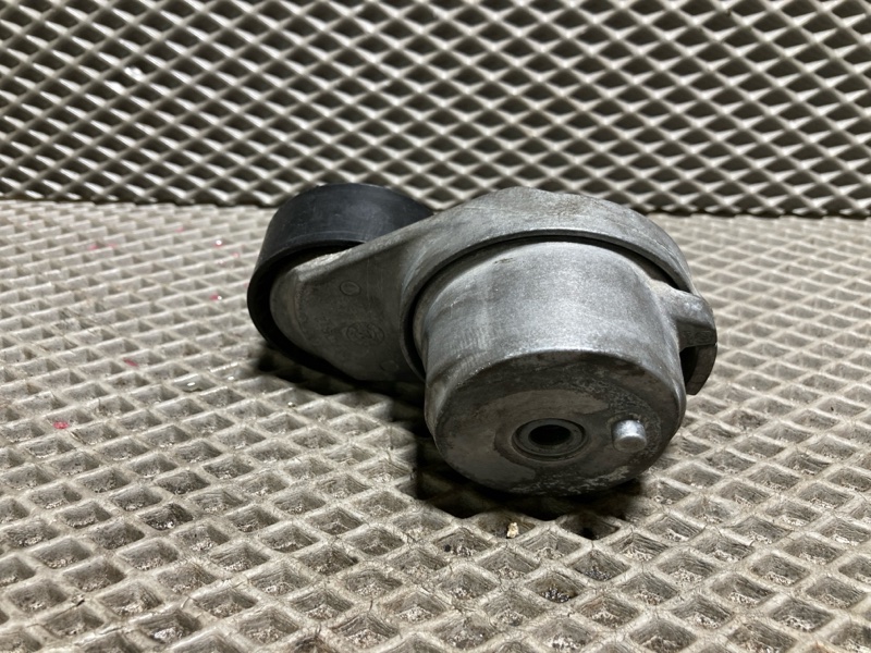 Ролик натяжной навесного оборудования, 3000 рублей, Ховрино