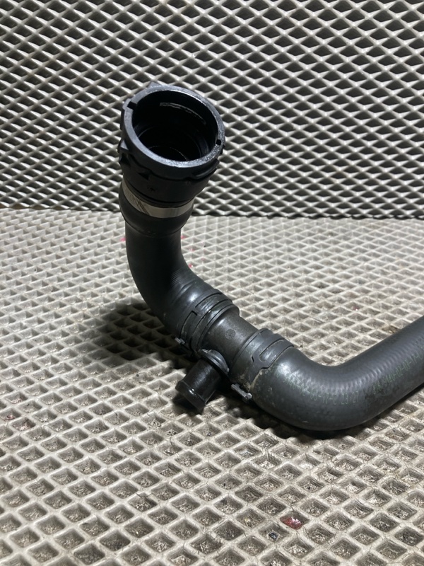 Патрубок радиатора, 1000 рублей, Ховрино