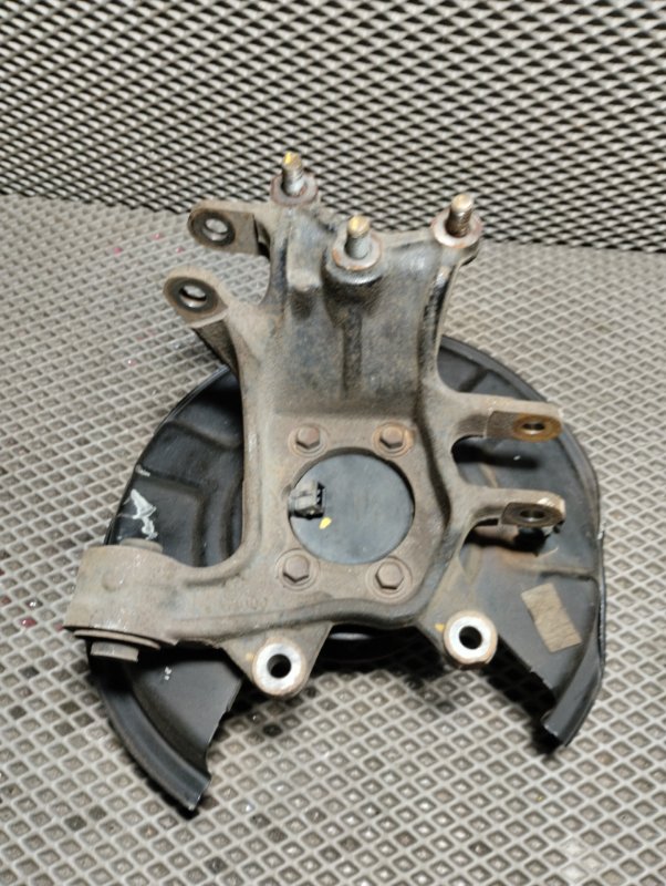 Кулак в сборе со ступицей, 6000 рублей, Ховрино