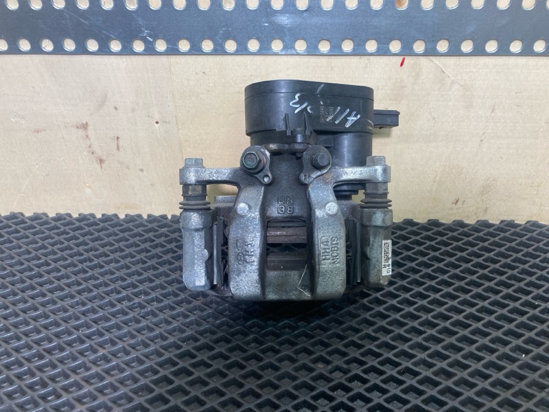 Суппорт тормозной, 15000 рублей, Ховрино