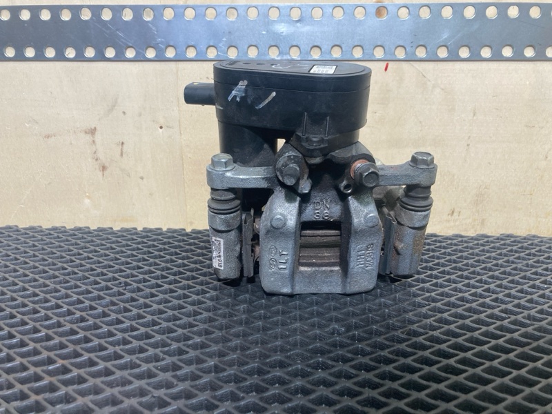 Суппорт тормозной, 15000 рублей, Ховрино