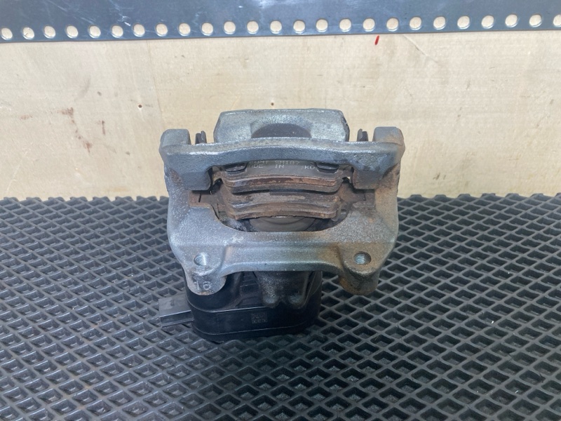 Суппорт тормозной, 15000 рублей, Ховрино