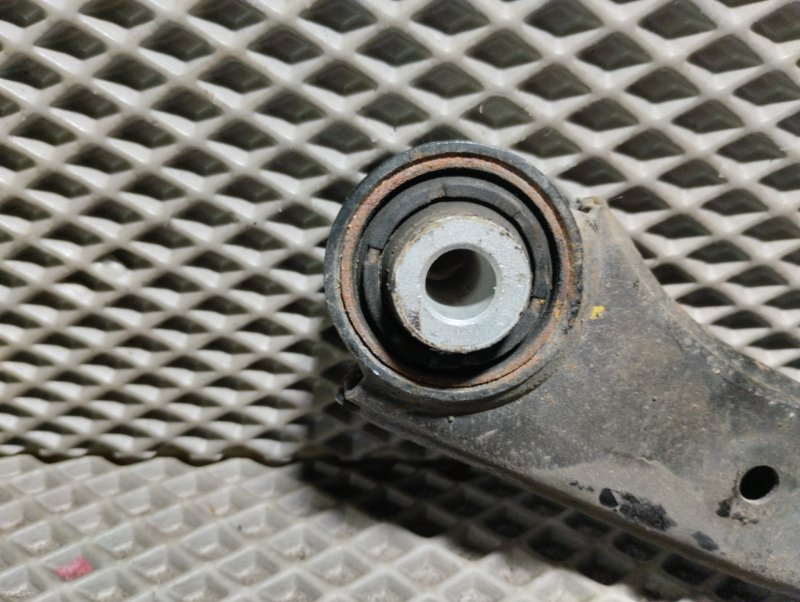 Рычаг подвески верхний, 1500 рублей, Ховрино