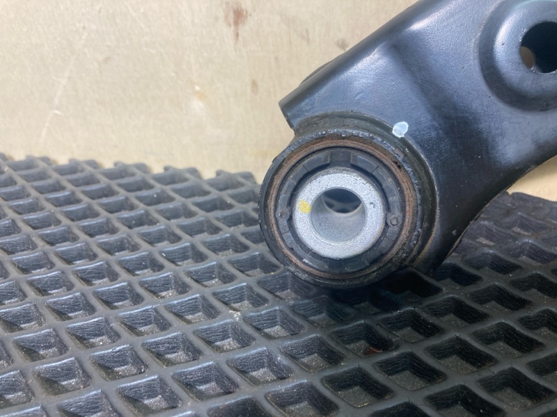 Рычаг подвески нижний, 3000 рублей, Ховрино