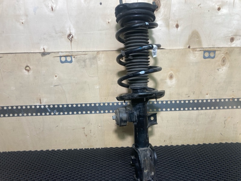 Передняя стойка кузова, 20000 рублей, Ховрино