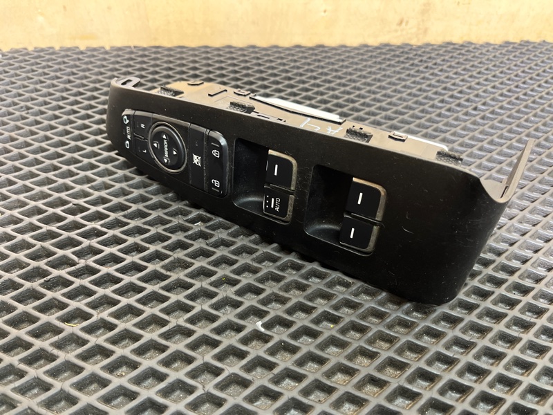 Блок управления стеклоподъемниками, 12000 рублей, Ховрино