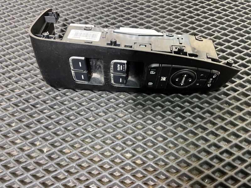 Блок управления стеклоподъемниками, 12000 рублей, Ховрино