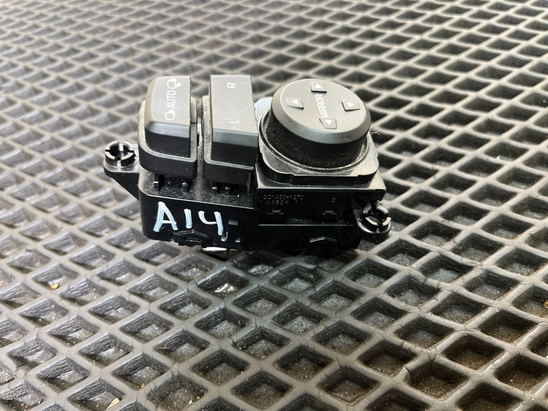 Блок управления зеркалами, 1500 рублей, Ховрино