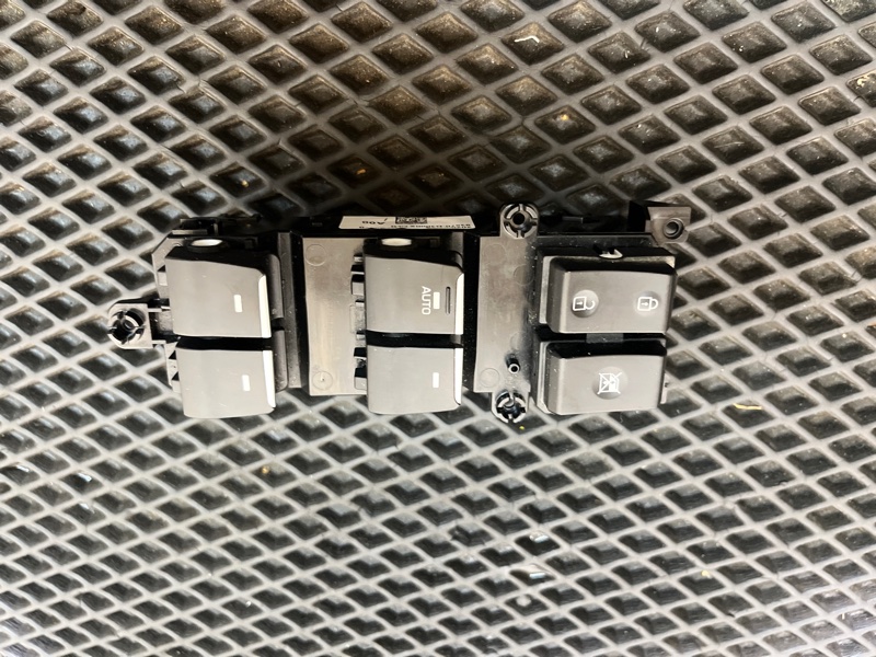 Блок управления стеклоподъемниками, 3000 рублей, Ховрино