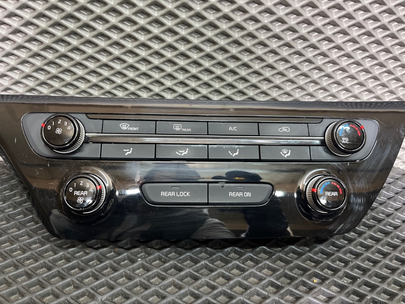 Блок управления климат-контролем, 9000 рублей, Ховрино