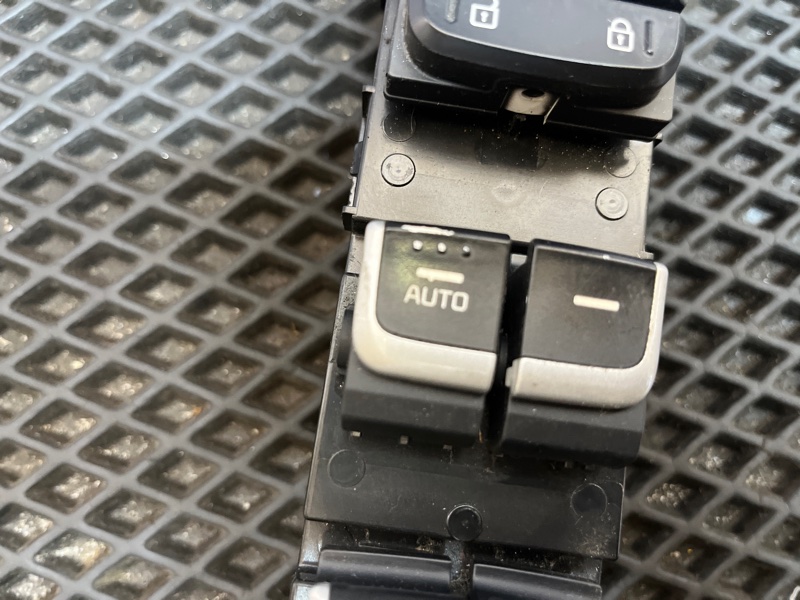 Блок управления стеклоподъемниками, 7000 рублей, Ховрино