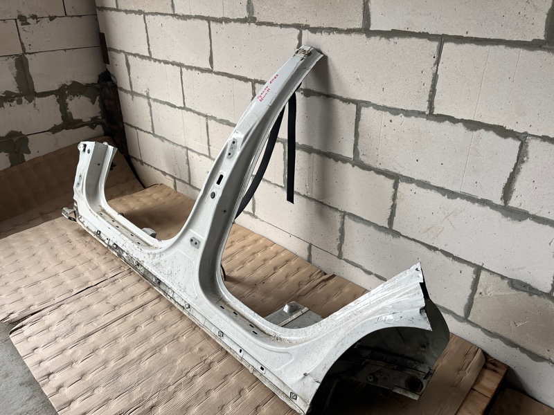 Порог / средняя стойка, 70000 рублей, Ховрино