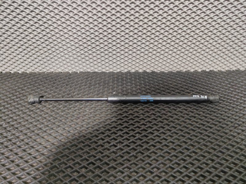 Амортизатор двери багажника, 1500 рублей, Ховрино