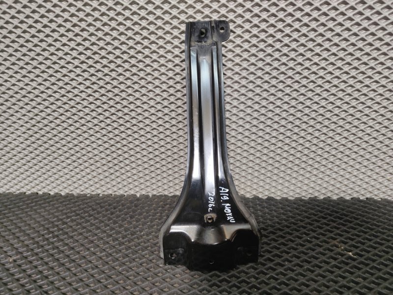 Кронштейн кузова, 2000 рублей, Ховрино