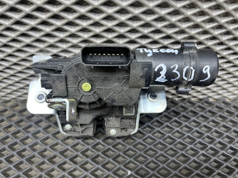 Замок двери багажника, 8000 рублей, Ховрино