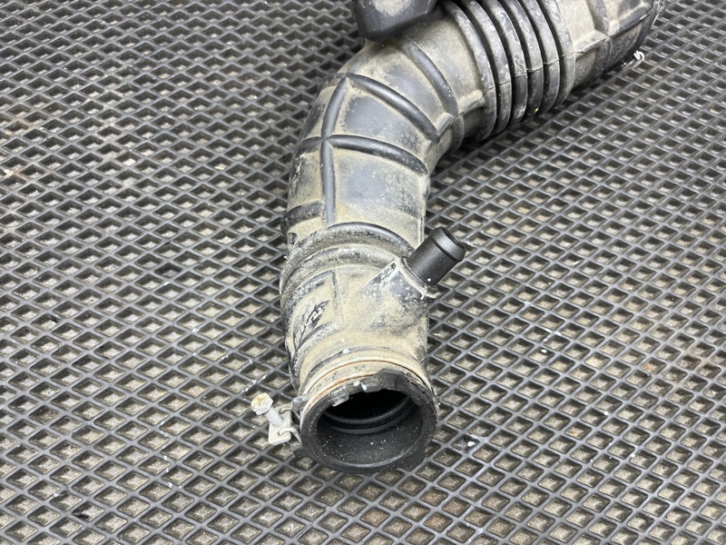 Патрубок впускной системы, 4000 рублей, Ховрино