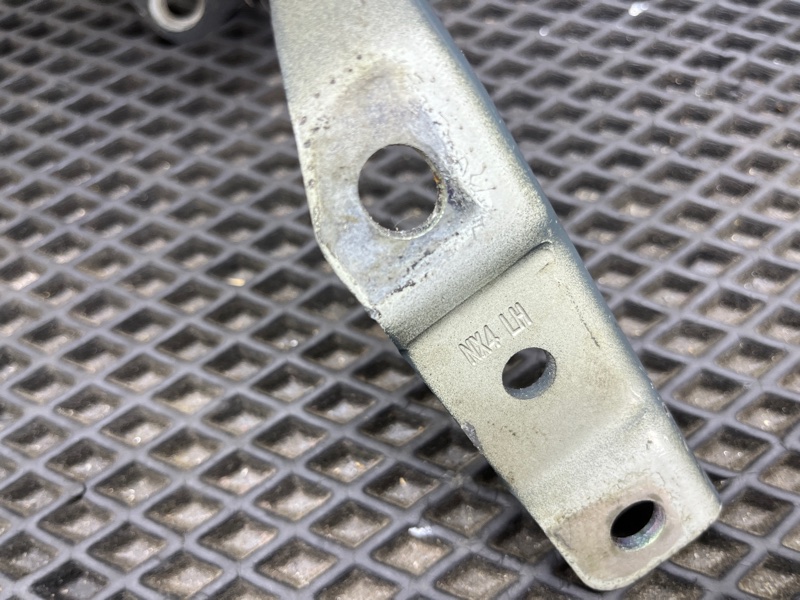 Петля капота, 2500 рублей, Ховрино