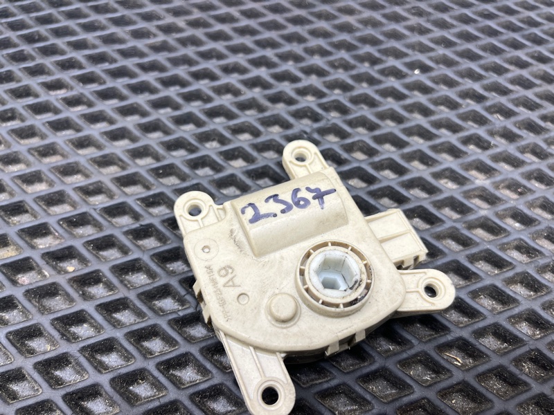 Сервопривод заслонок печки, 2000 рублей, Ховрино