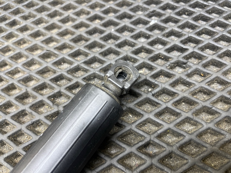 Амортизатор крышки багажника, 20000 рублей, Ховрино