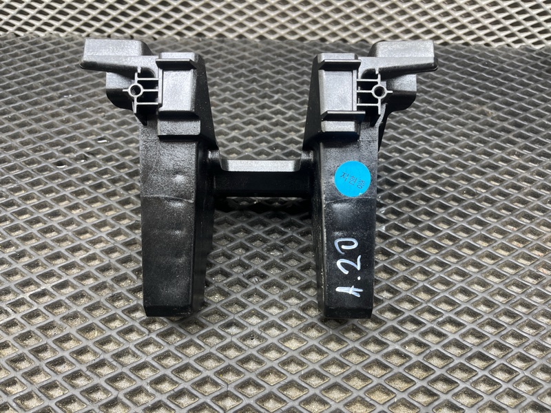 Кронштейн, 1000 рублей, Ховрино