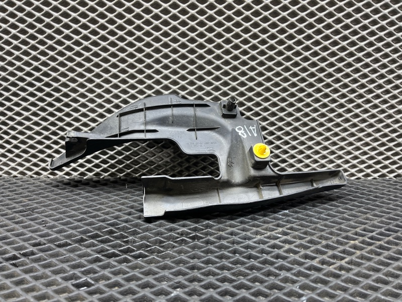 Накладка подкапотная, 3000 рублей, Ховрино