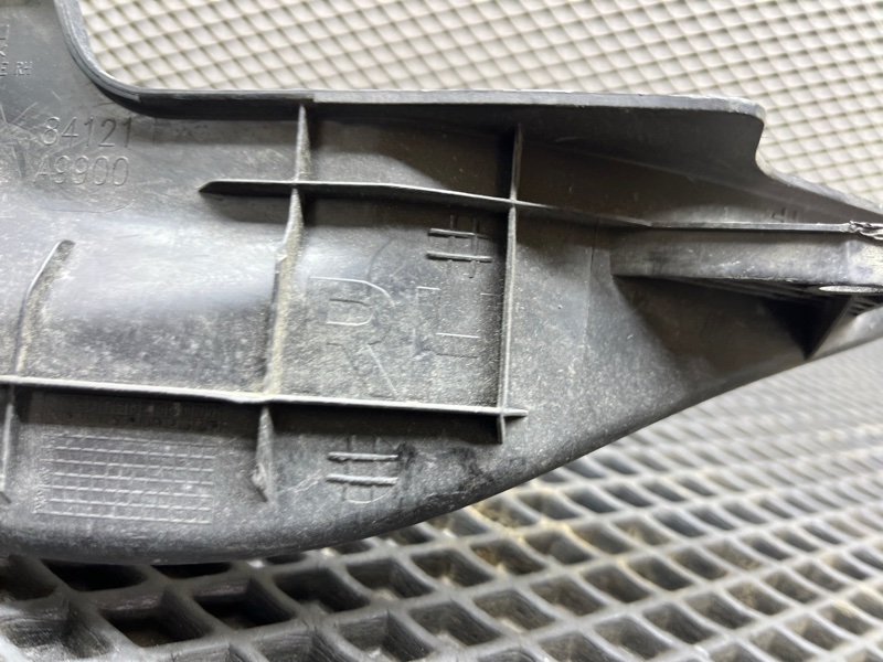 Накладка подкапотная, 3000 рублей, Ховрино