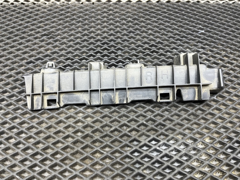 Крепление бампера, 1000 рублей, Ховрино