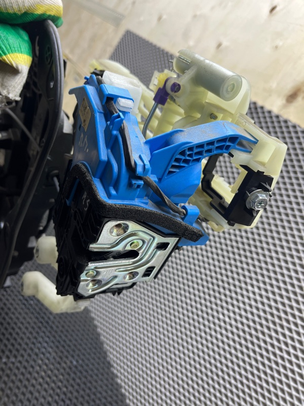 Замок боковой двери, 12000 рублей, Ховрино