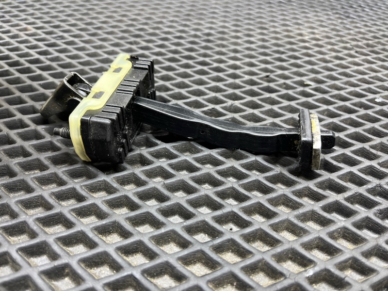 Ограничитель двери, 2000 рублей, Ховрино