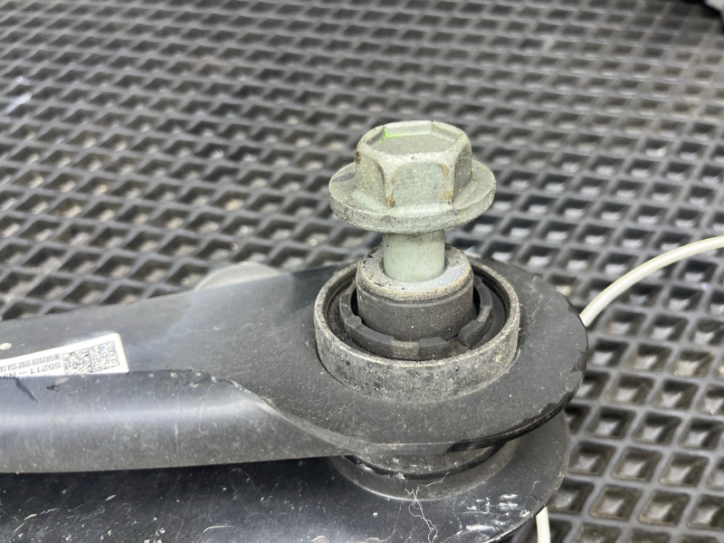 Рычаг подвески нижний, 6500 рублей, Ховрино