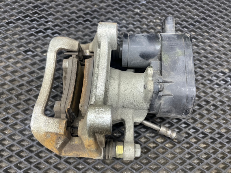 Суппорт тормозной, 15000 рублей, Ховрино